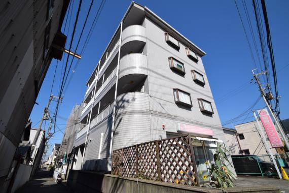 トトロハイツ (303号)